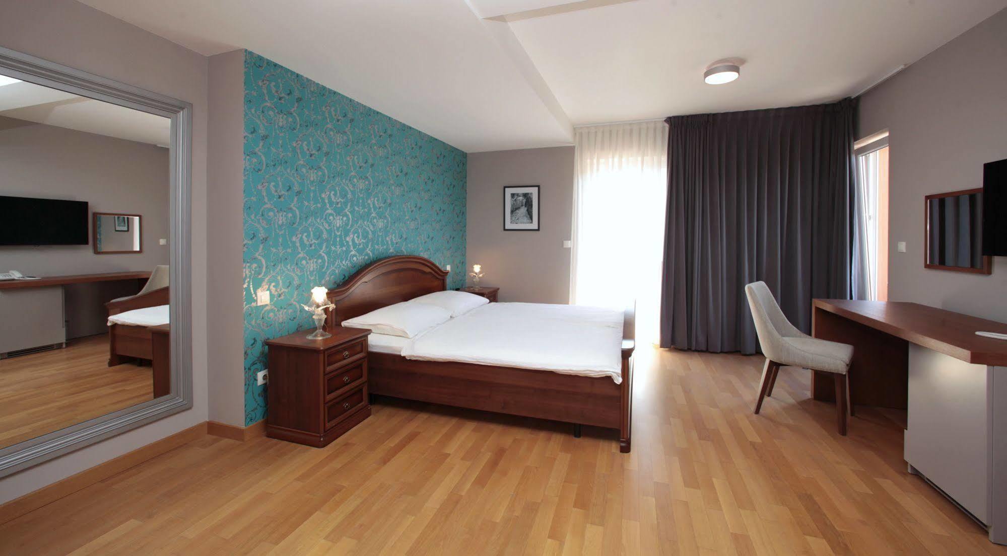 Minerva Hotel