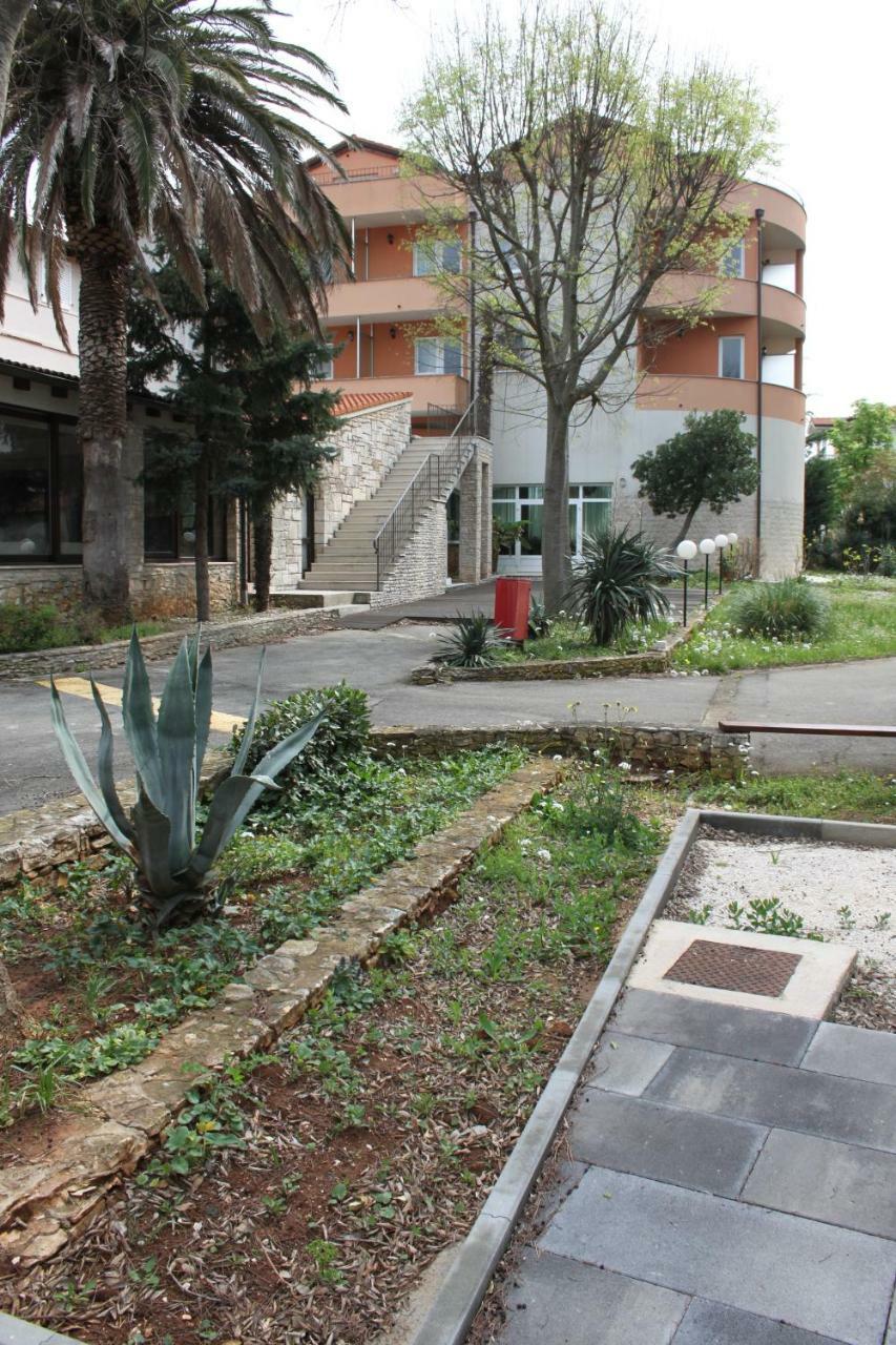 Minerva Hotel 3*