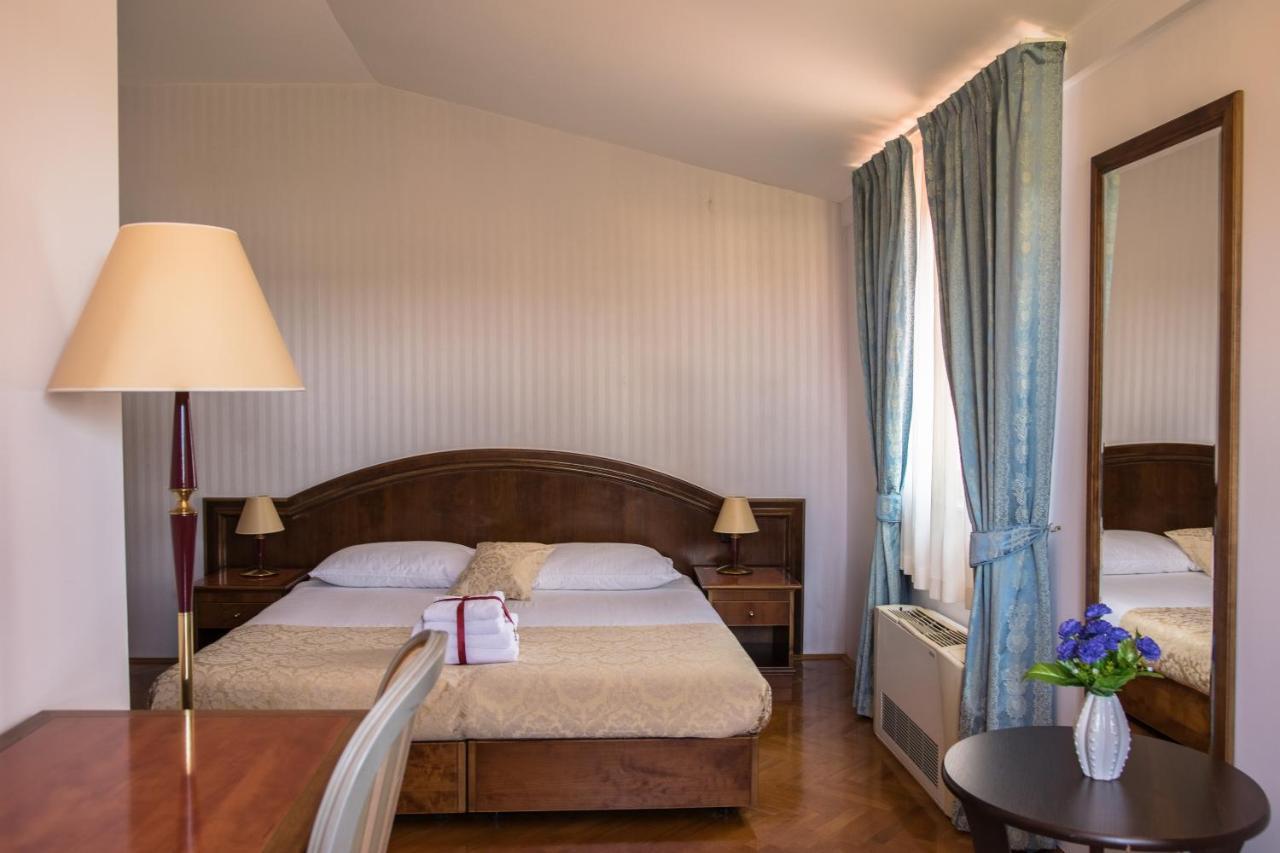 Minerva Hotel 3*